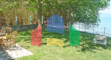 Продаж - Котедж 120 m² Евія