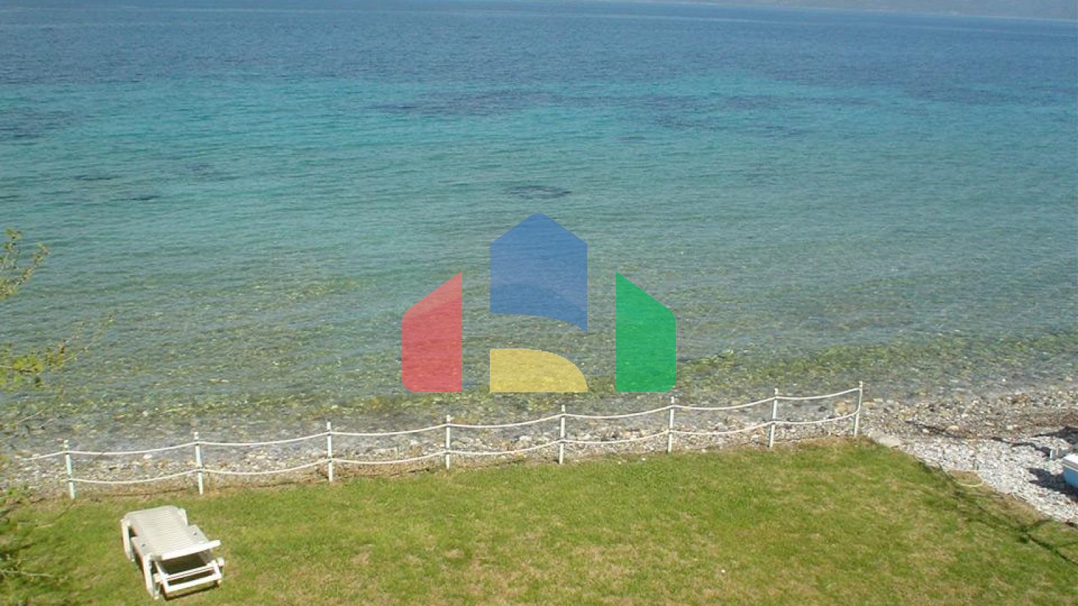 Продаж - Котедж 120 m² Евія