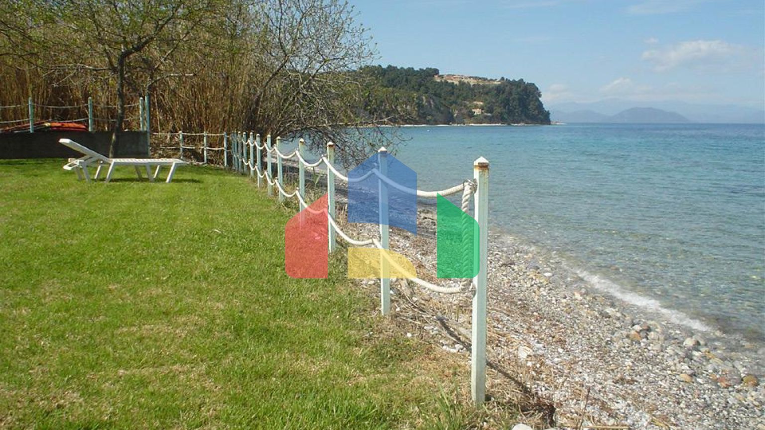 Продаж - Котедж 120 m² Евія