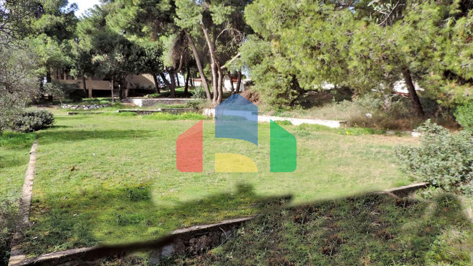 Продаж - Земельна ділянка 4000 m² Евія