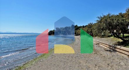 Продаж - Земельна ділянка 4000 m² Евія