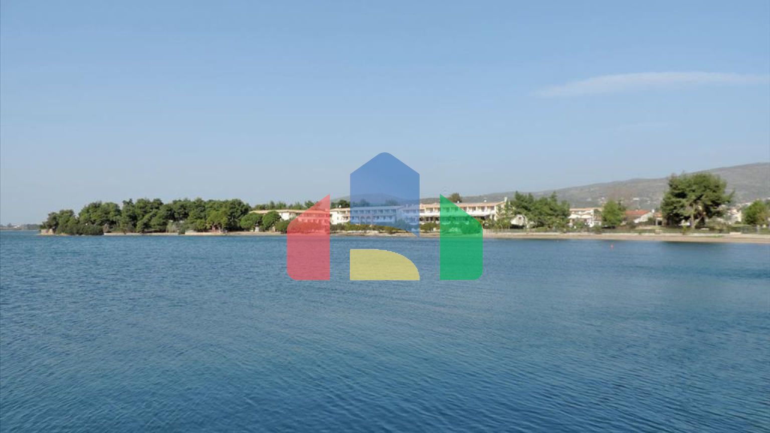 Продаж - Земельна ділянка 4000 m² Евія