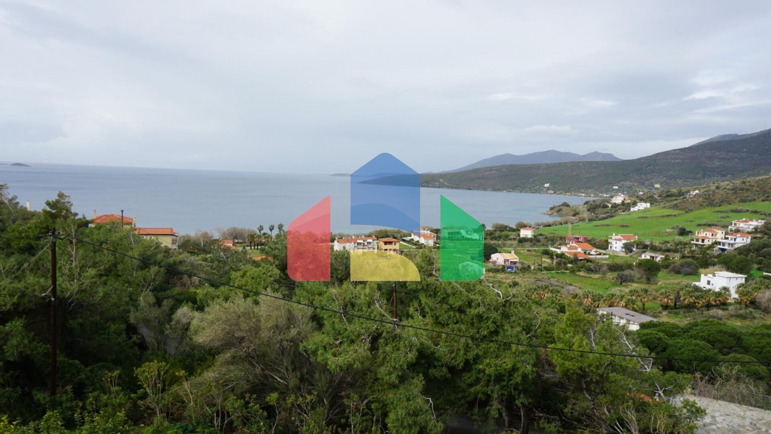 Продажа - Коттедж 220 m² Эвия