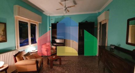 Продаж - Готель 307 m² Евія