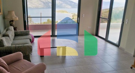 Продаж - Квартира 200 m² Евія