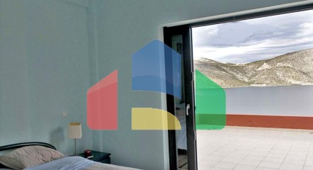 Продаж - Квартира 200 m² Евія