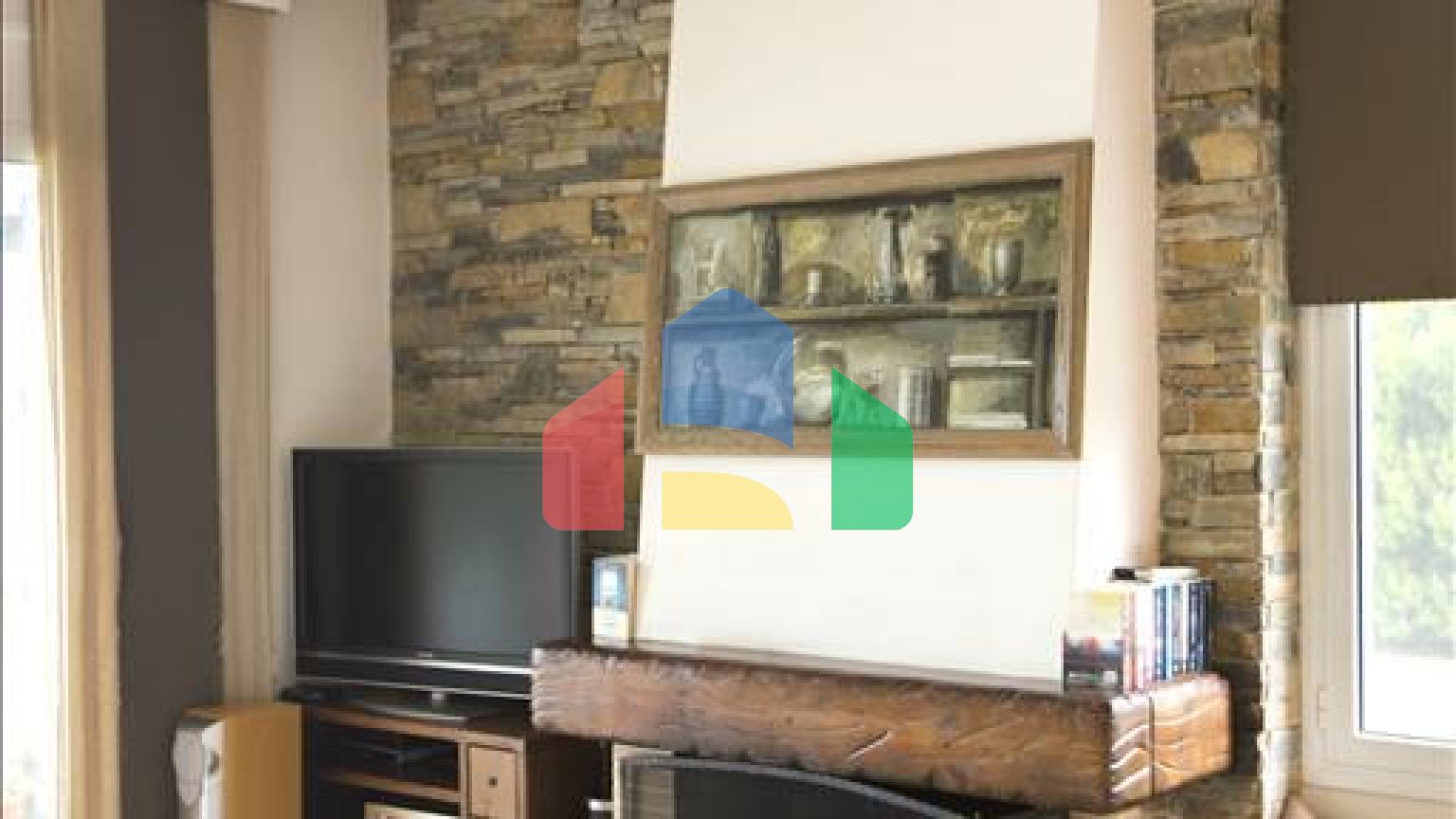 Продаж - Вілла 350 m² Евія