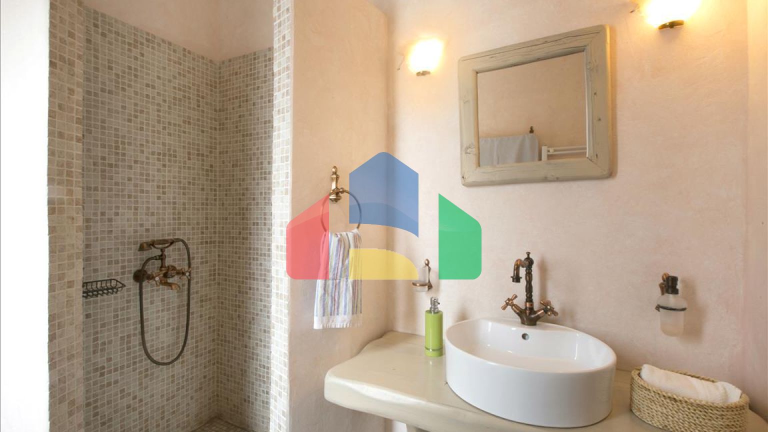 Продаж - Вілла 350 m² Евія