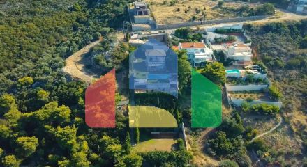 Продаж - Вілла 350 m² Евія