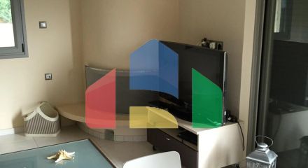 Продаж - Таунхаус 250 m² Евія