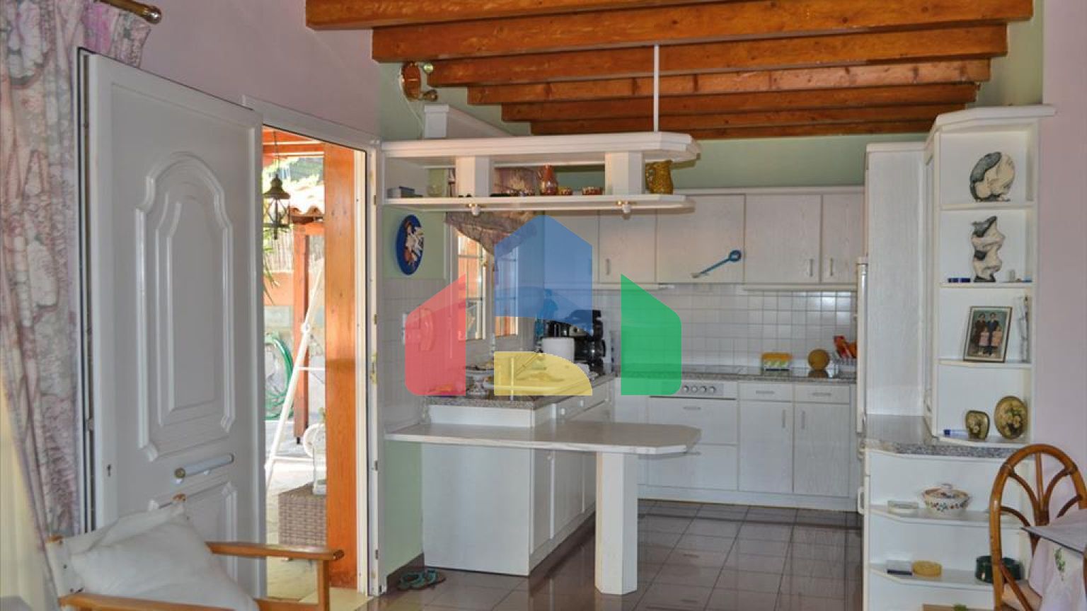 Продажа - Коттедж 220 m² Эвия