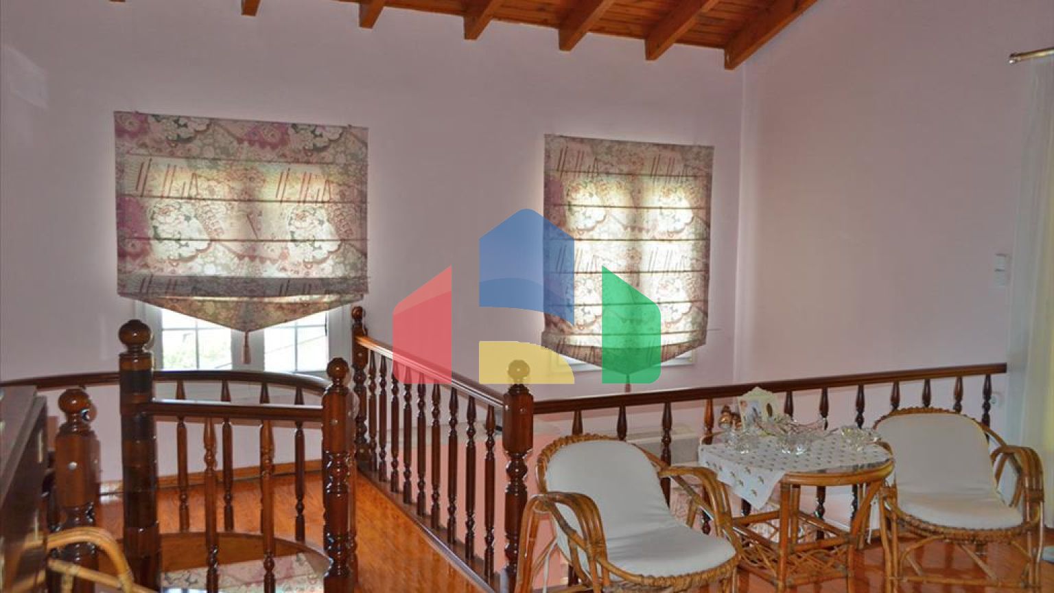 Продажа - Коттедж 220 m² Эвия