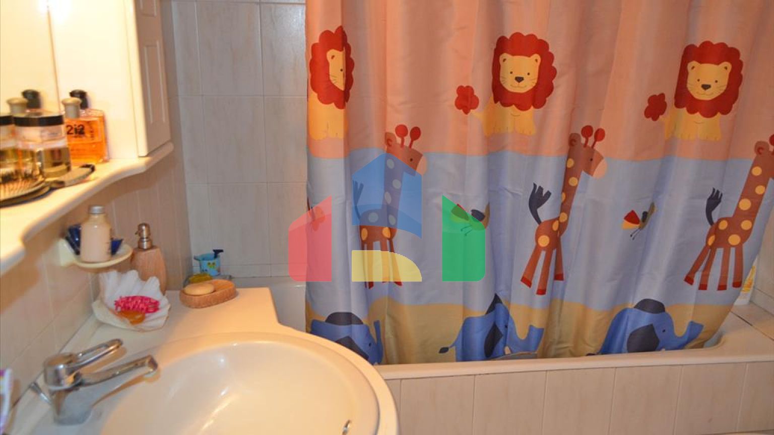 Продажа - Коттедж 220 m² Эвия