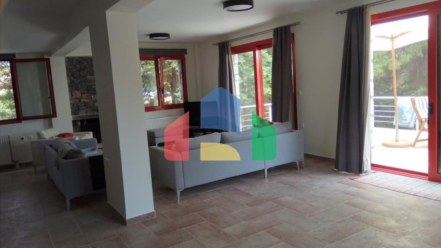 Продажа - Вилла 250 m² Эвия