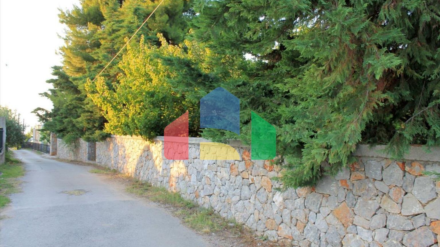 Продажа - Вилла 250 m² Эвия