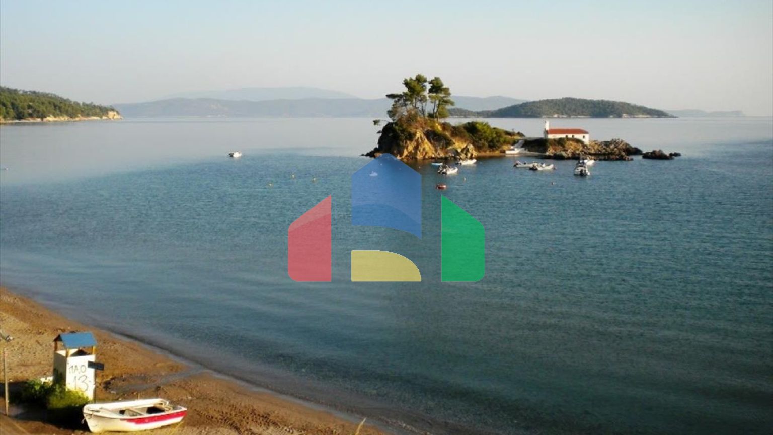 Продажа - Вилла 250 m² Эвия