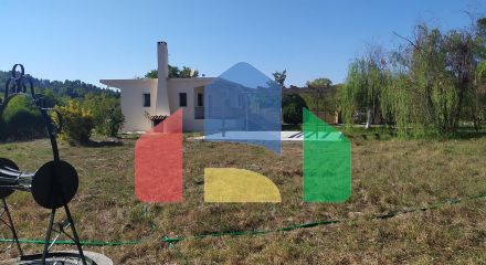 Продаж - Котедж 80 m² Евія