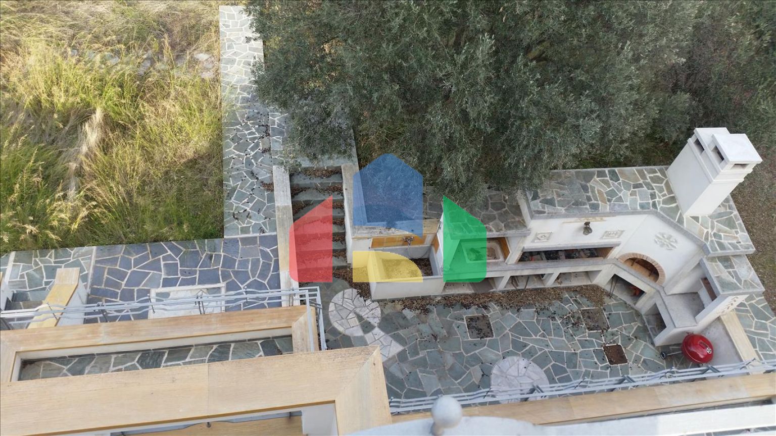 Продаж - Котедж 420 m² Евія