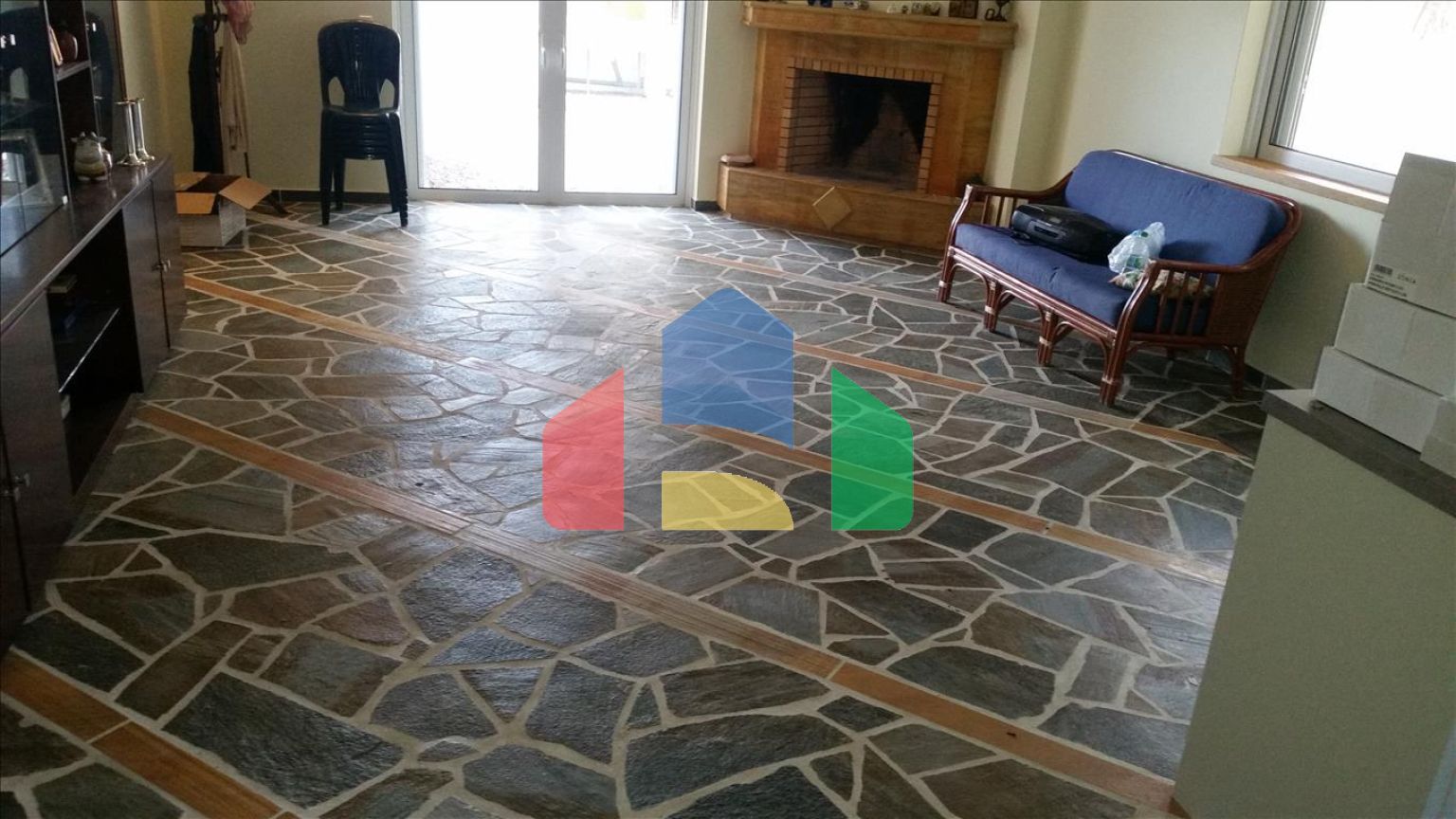 Продаж - Котедж 420 m² Евія