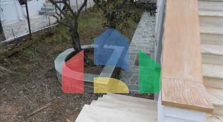 Продаж - Котедж 420 m² Евія