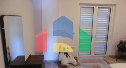 Продаж - Котедж 420 m² Евія