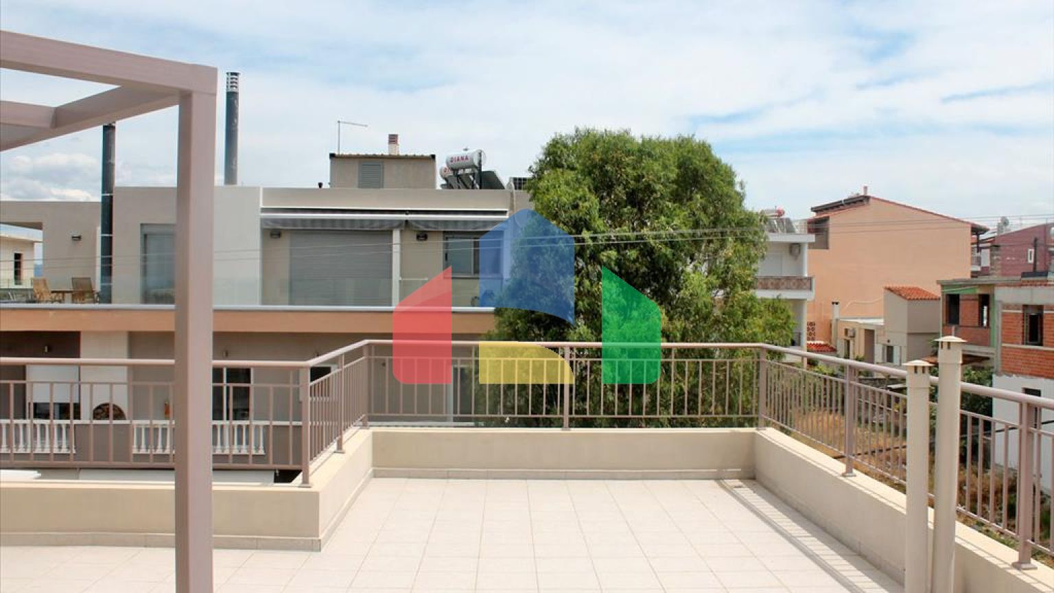 Продажа - Таунхаус 207 m² Эвия