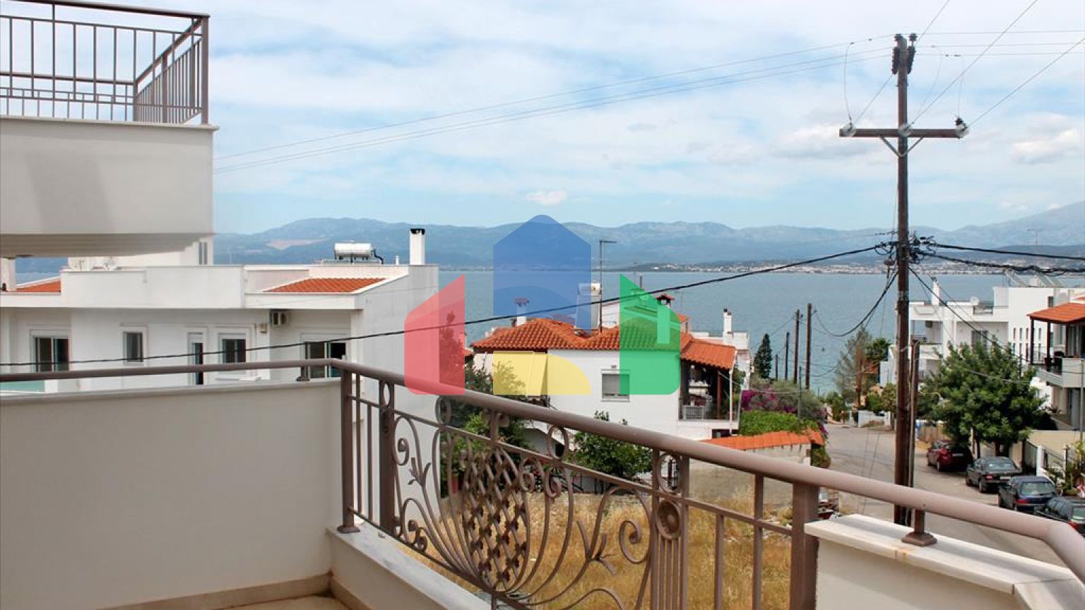 Продажа - Таунхаус 207 m² Эвия