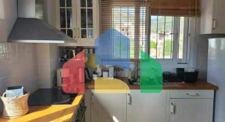 Продаж - Котедж 184 m² Евія