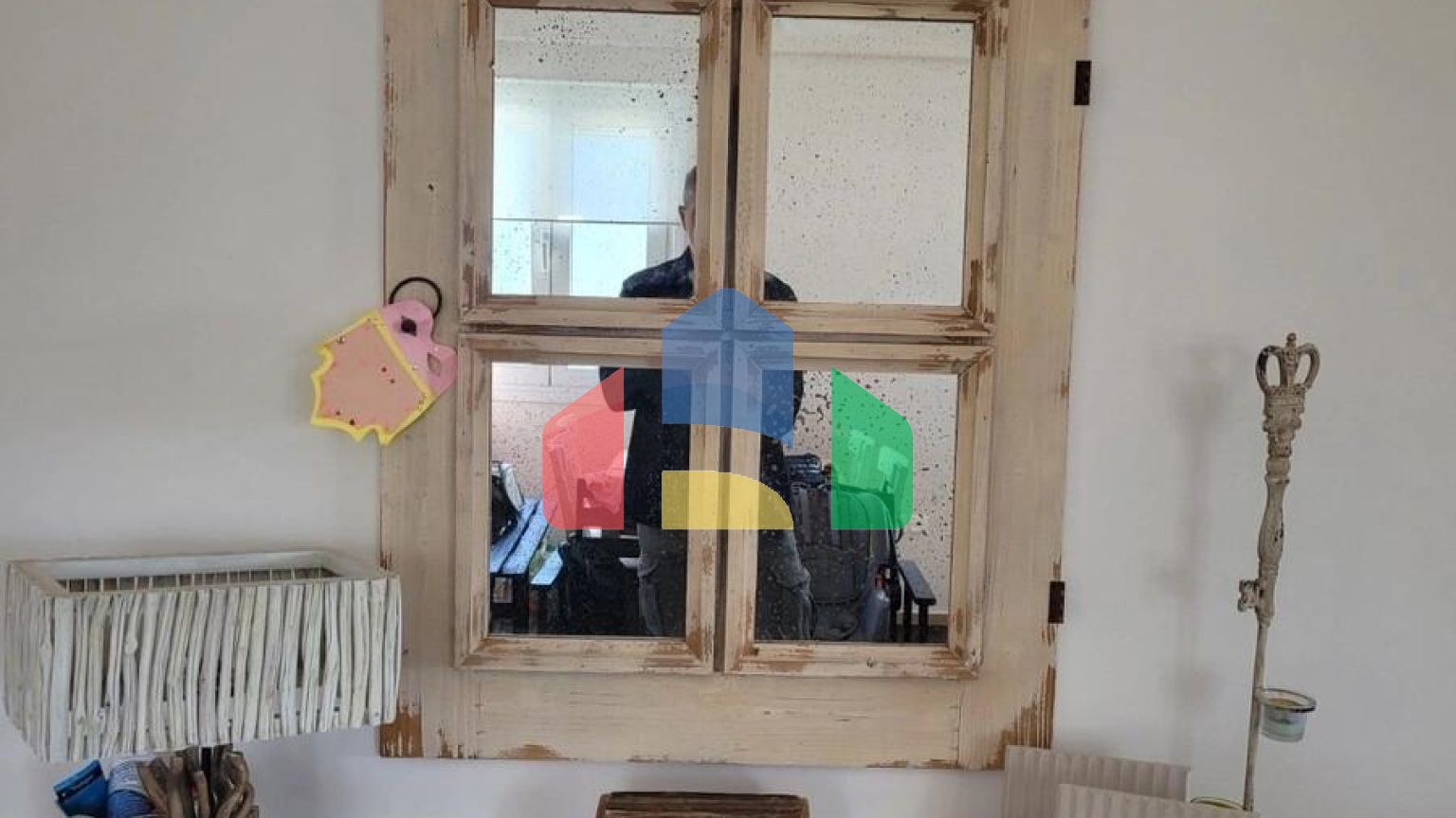 Продаж - Котедж 184 m² Евія