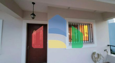 Продаж - Котедж 184 m² Евія