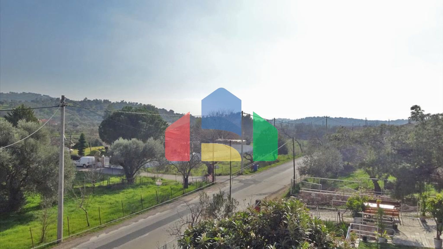 Продаж - Котедж 400 m² Евія