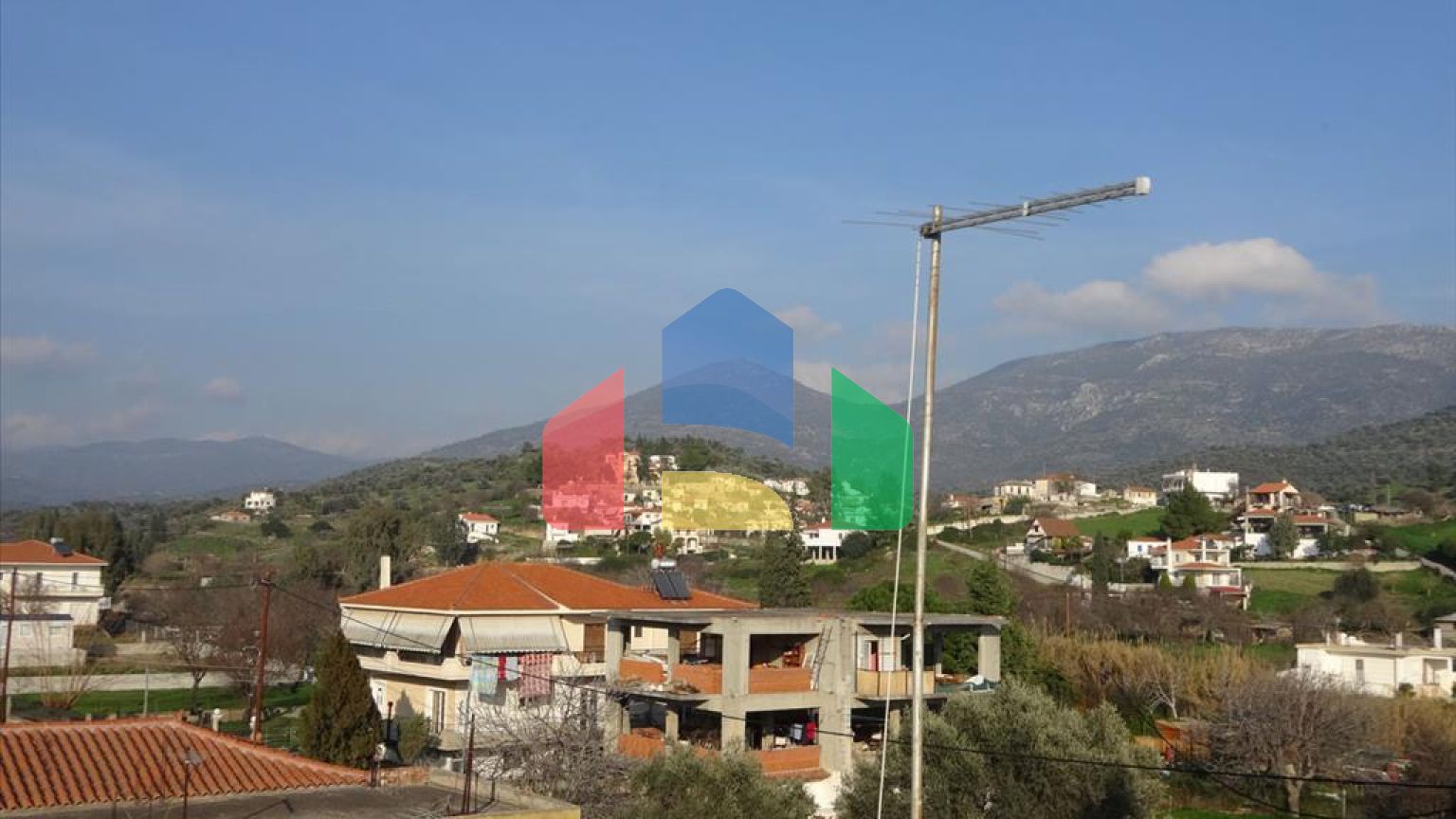 Продаж - Котедж 400 m² Евія