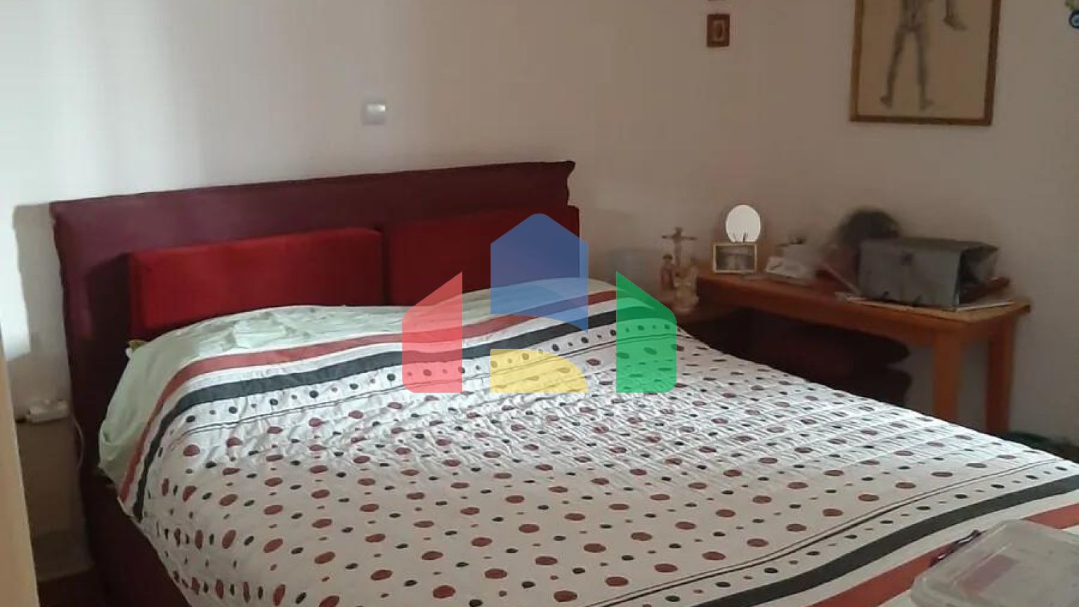 Продаж - Таунхаус 130 m² Евія