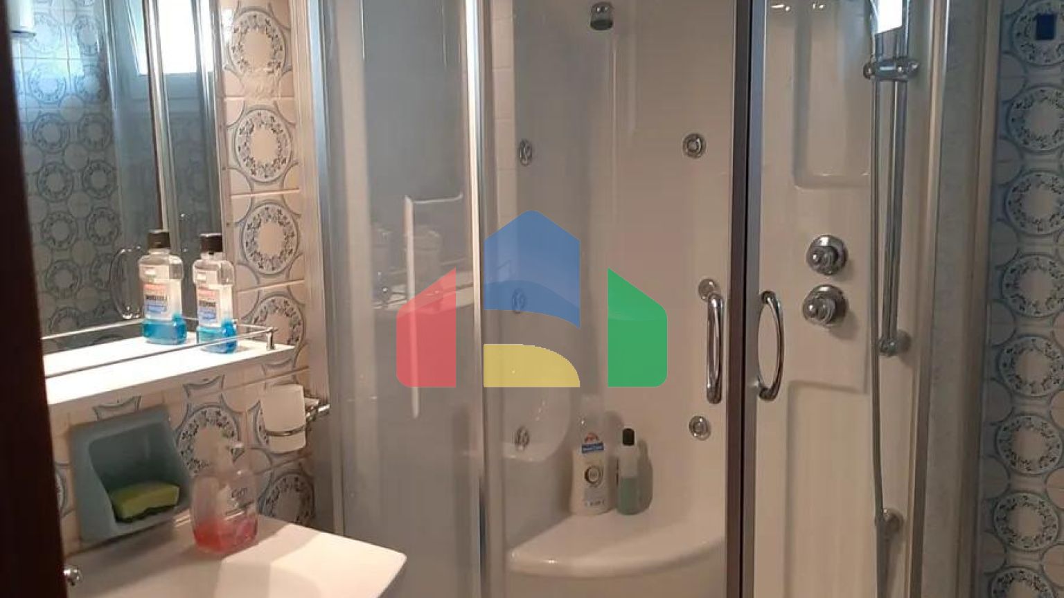 Продаж - Таунхаус 130 m² Евія