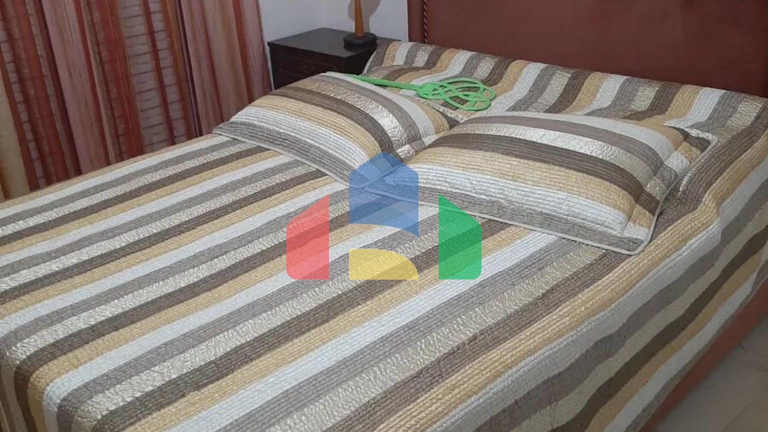 Продаж - Таунхаус 130 m² Евія