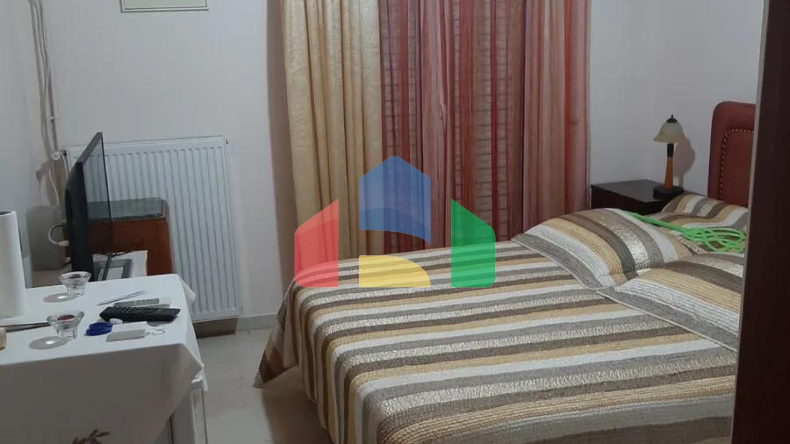 Продаж - Таунхаус 130 m² Евія