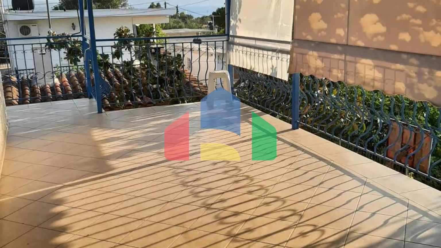 Продаж - Таунхаус 130 m² Евія