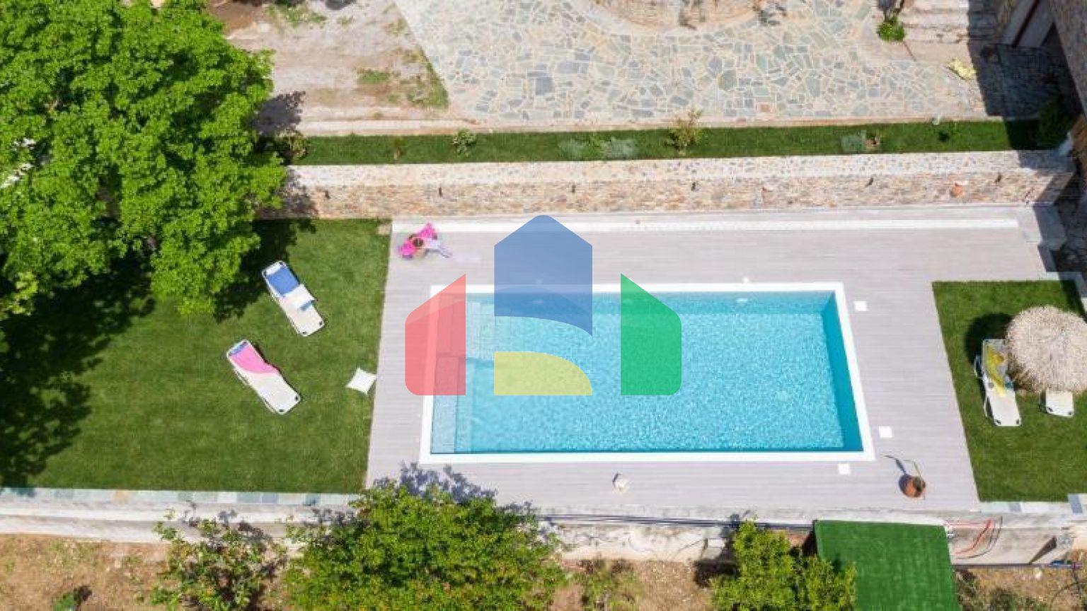 Продаж - Котедж 120 m² Евія