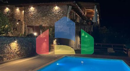 Продаж - Котедж 120 m² Евія