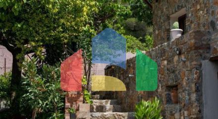 Продаж - Котедж 120 m² Евія