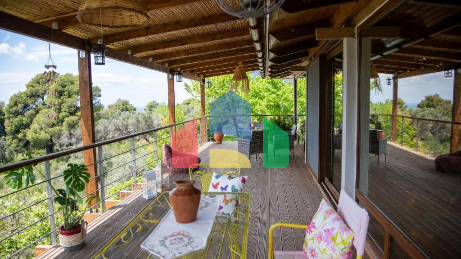 Продаж - Котедж 120 m² Евія