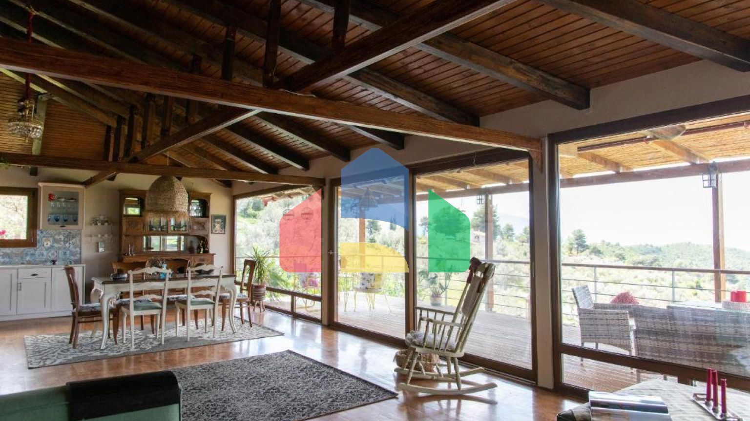 Продаж - Котедж 120 m² Евія