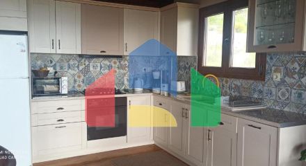 Продаж - Котедж 120 m² Евія