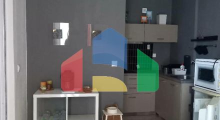 Продаж - Котедж 220 m² Евія