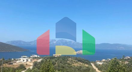 Продаж - Котедж 220 m² Евія