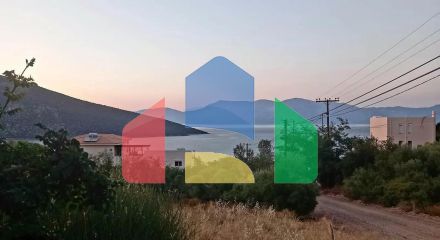 Продаж - Котедж 220 m² Евія