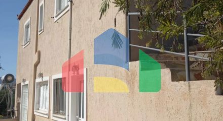 Продаж - Котедж 220 m² Евія