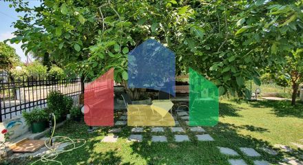 Продаж - Котедж 85 m² в Халкидіках