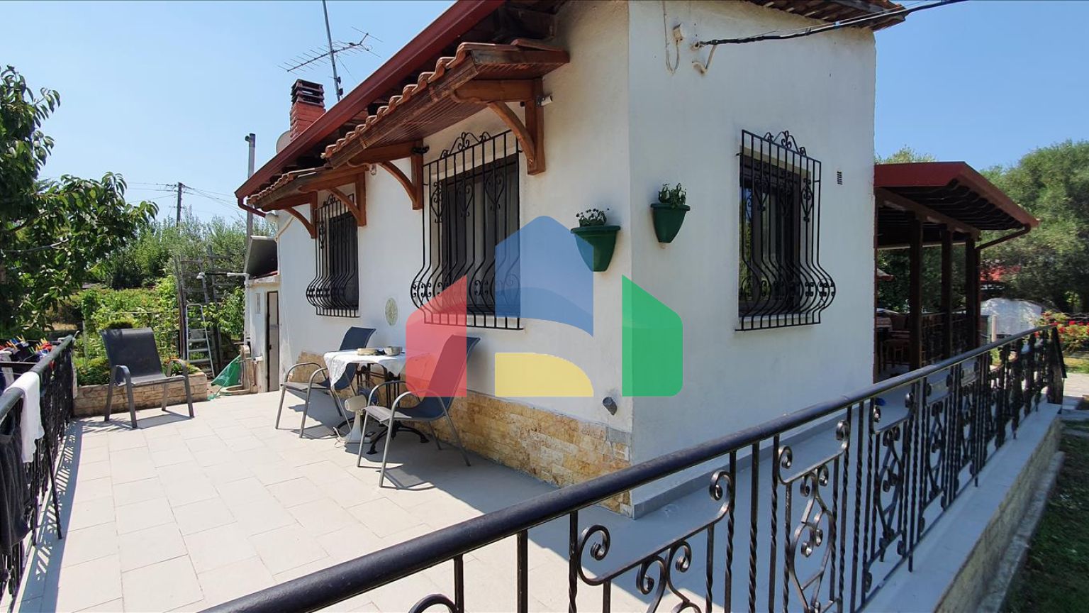 Продаж - Котедж 85 m² в Халкидіках