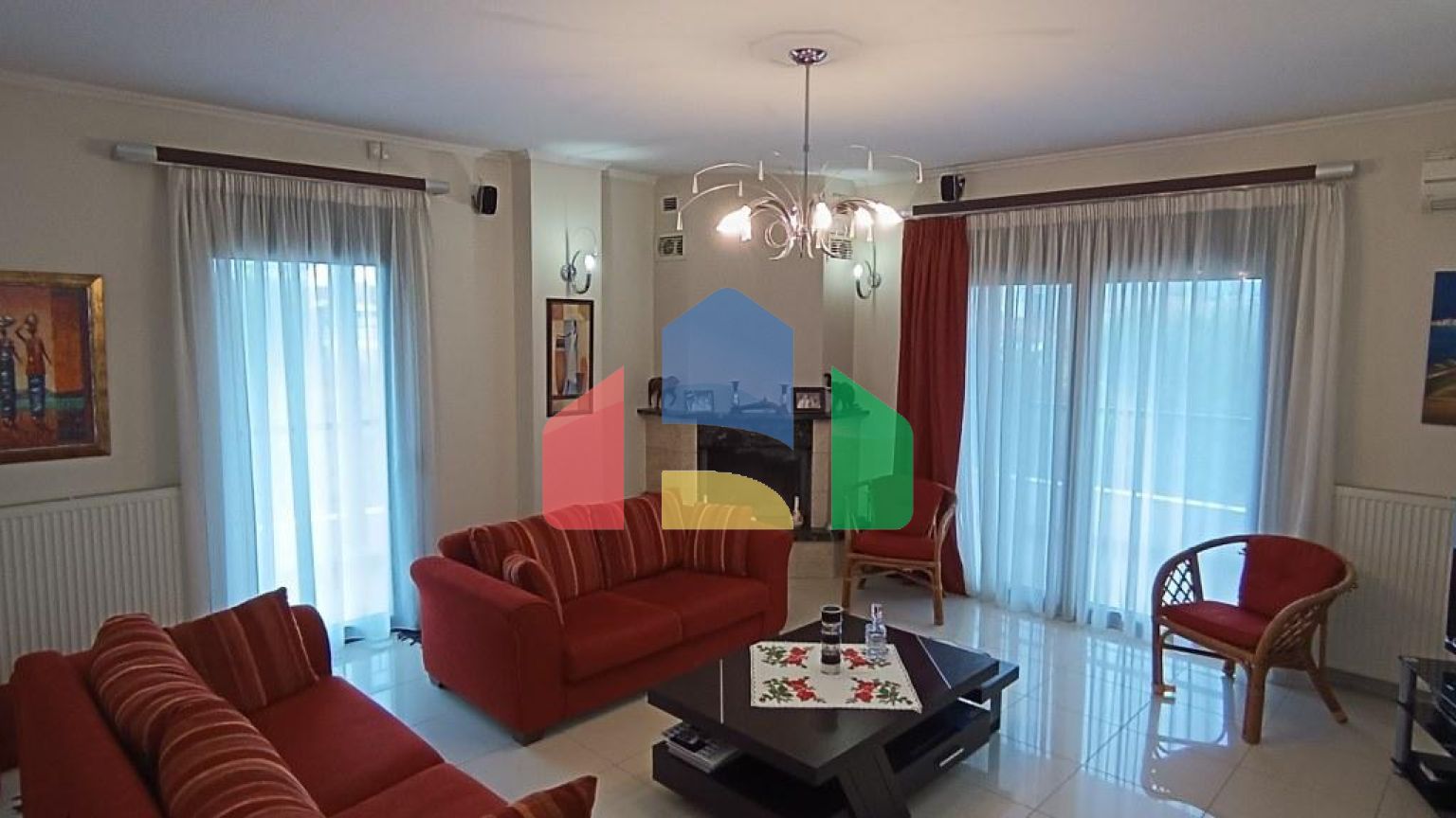 Продаж - Котедж 256 m² в Халкидіках